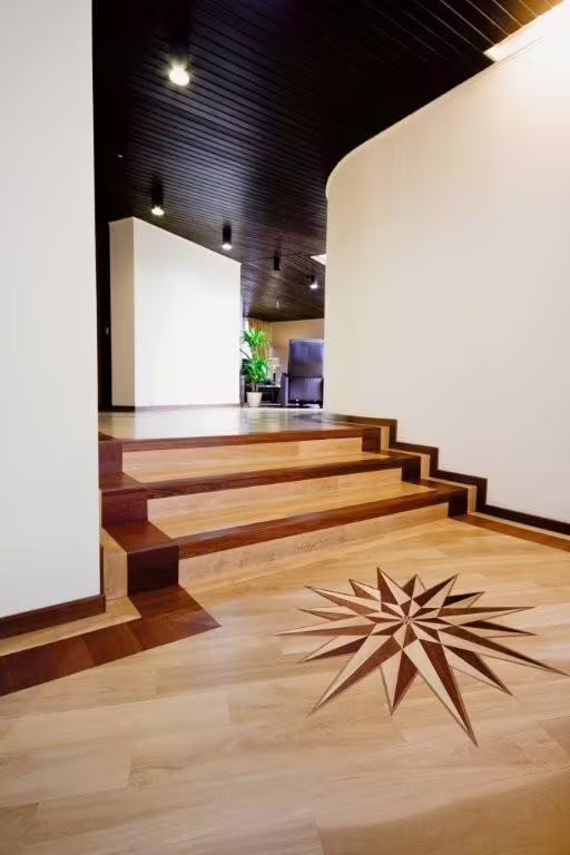 Dřevěné a korkové podlahy, terasy ze dřeva a WPC lamel