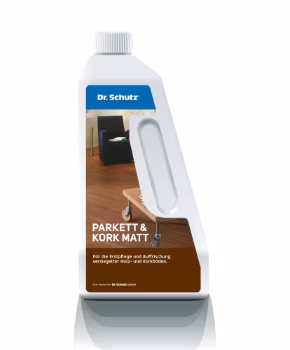 Mat na parkety a korek